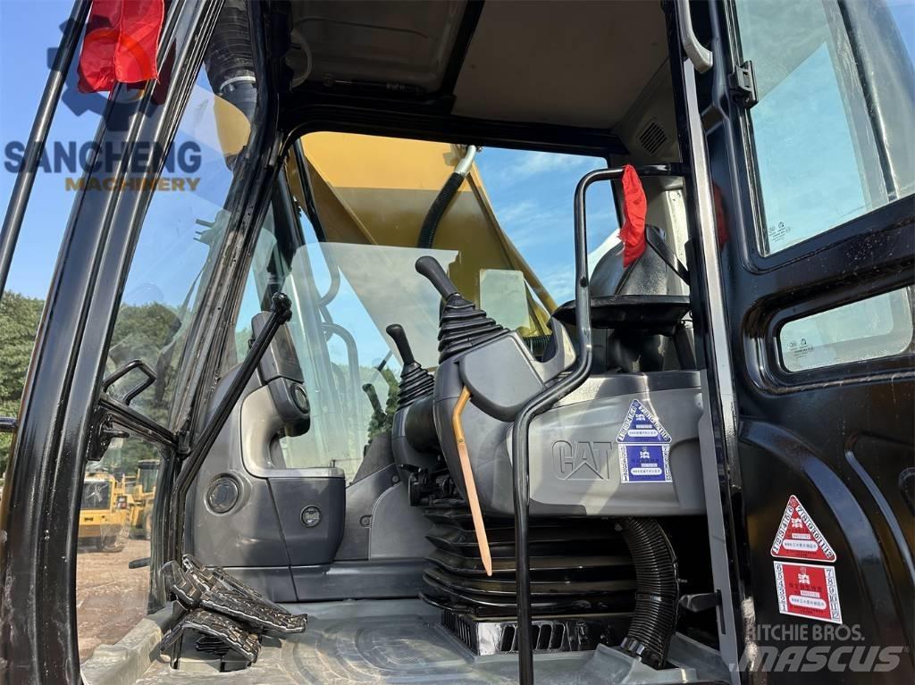 CAT 330 D L Lánctalpas kotrók