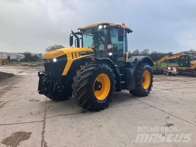 JCB (21007788) FT 4220 Traktorok