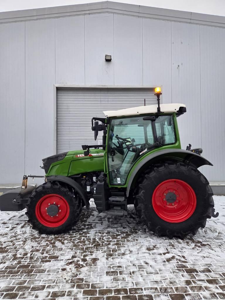 Fendt 210 Vario Traktorok
