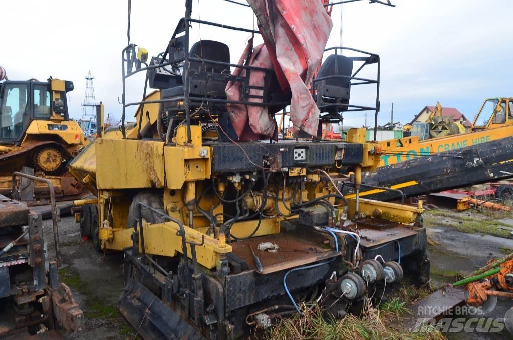 Demag DF 100 P Aszfalt terítõ gépek