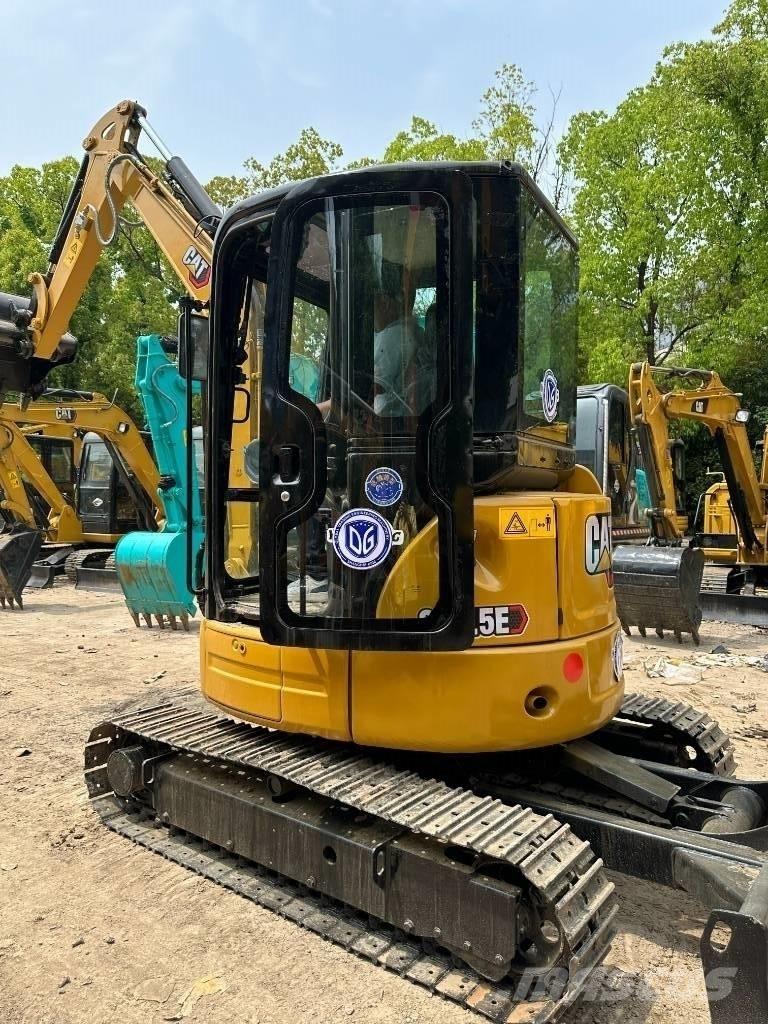 CAT 303.5E2 Mini kotrók < 7t