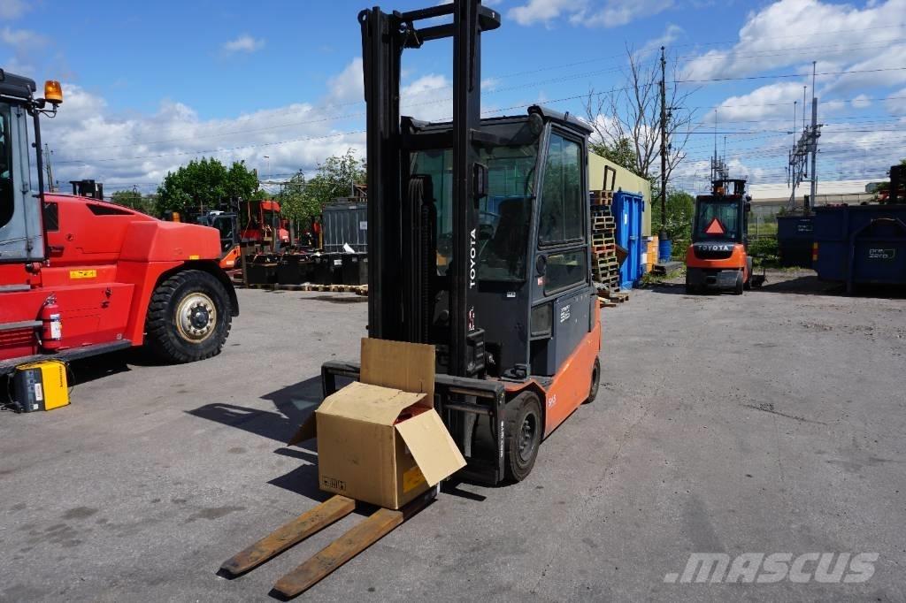 Toyota 8FBMT35 Elektromos targoncák