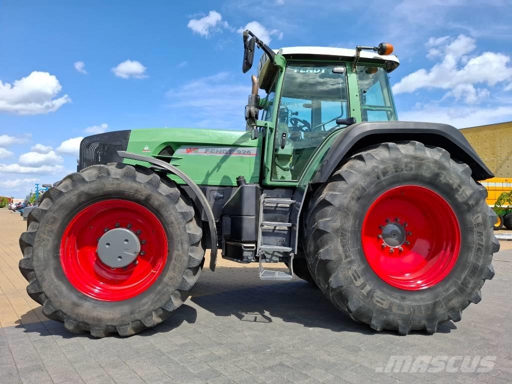 Fendt 926 Vario TMS Traktorok