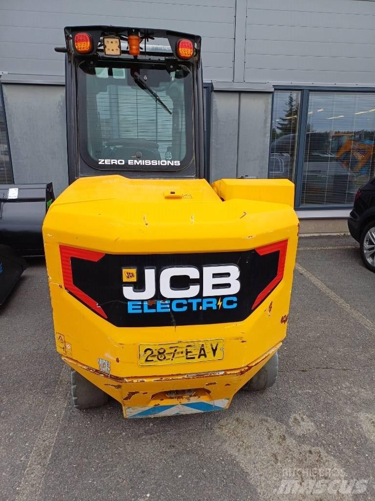 JCB Teletrukki Elektromos targoncák
