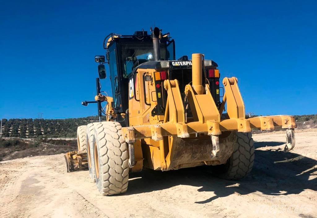 CAT 14 M Gréderek