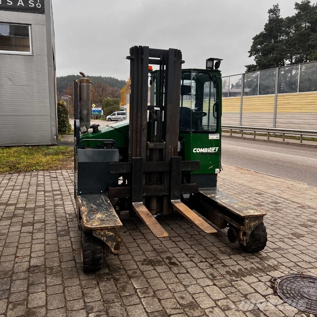Combilift C 4000 Tolóoszlopos négyutas targonca