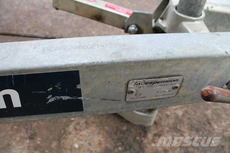 Isuzu 75.150 Platós/Csörlős teherautók