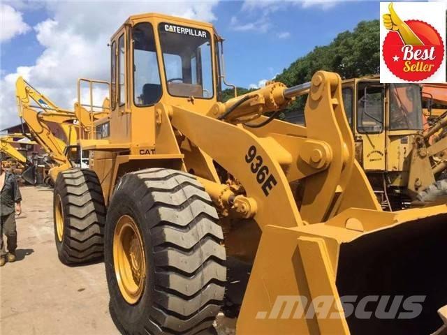 CAT 936 E Gumikerekes homlokrakodók