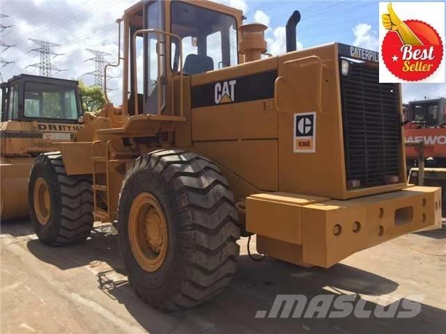 CAT 936 E Gumikerekes homlokrakodók