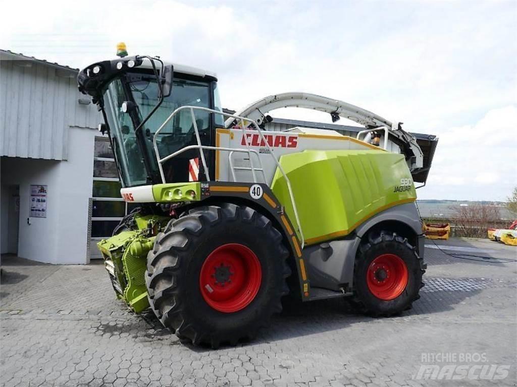 CLAAS jaguar 930 Önjáró szecskázók
