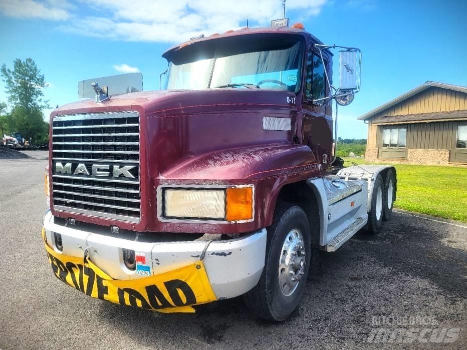 Mack CH 613 Nyergesvontatók