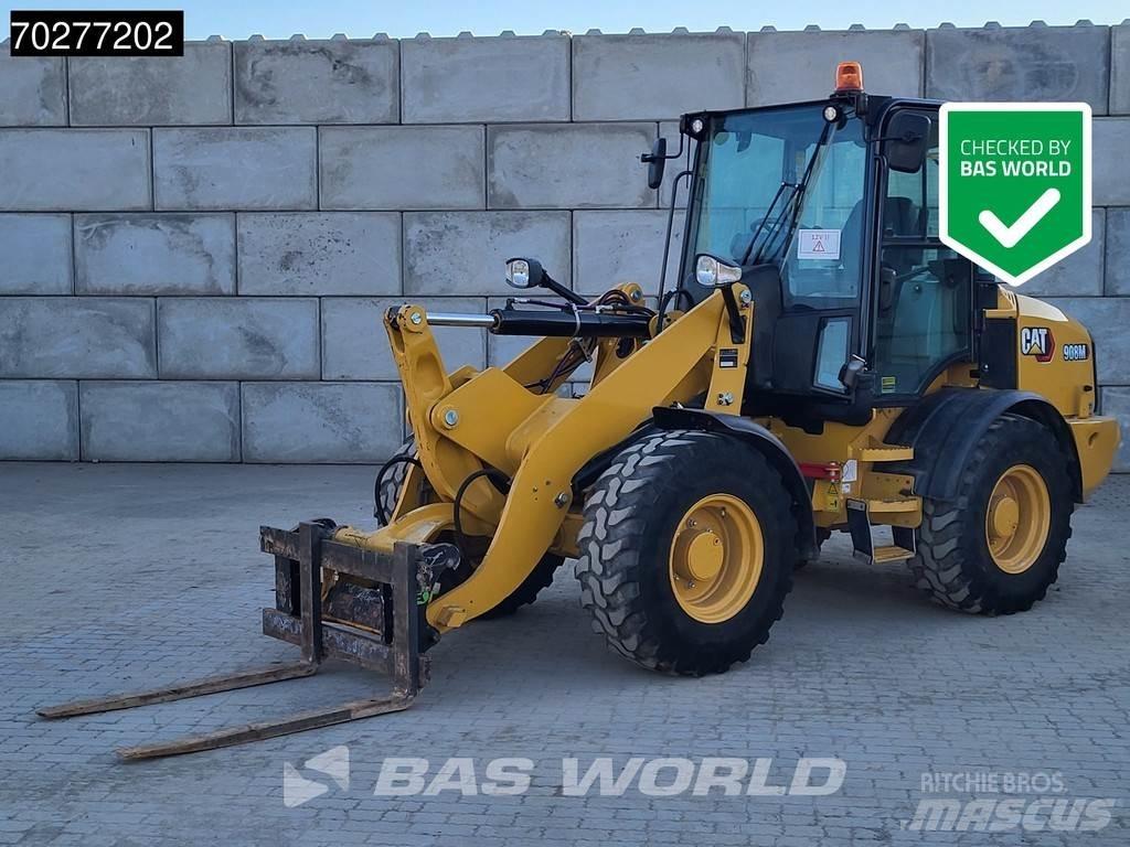 CAT 908 M EPA Gumikerekes homlokrakodók