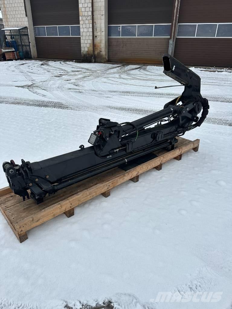 HMF FJ 600 Rakodó daruk