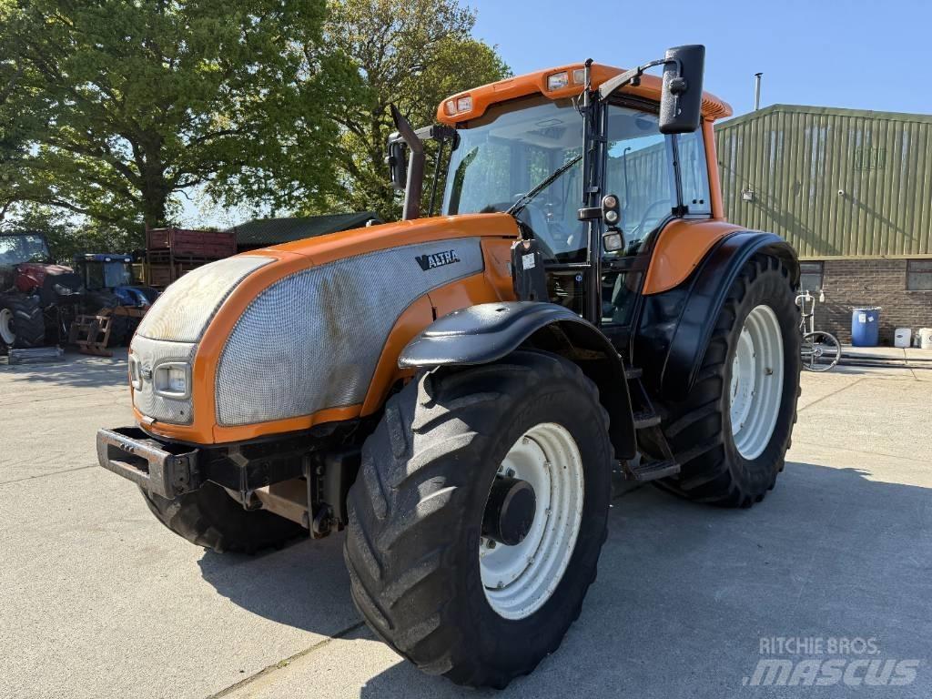 Valtra T 170 Traktorok