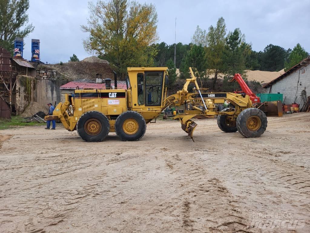 CAT 140 H II Gréderek