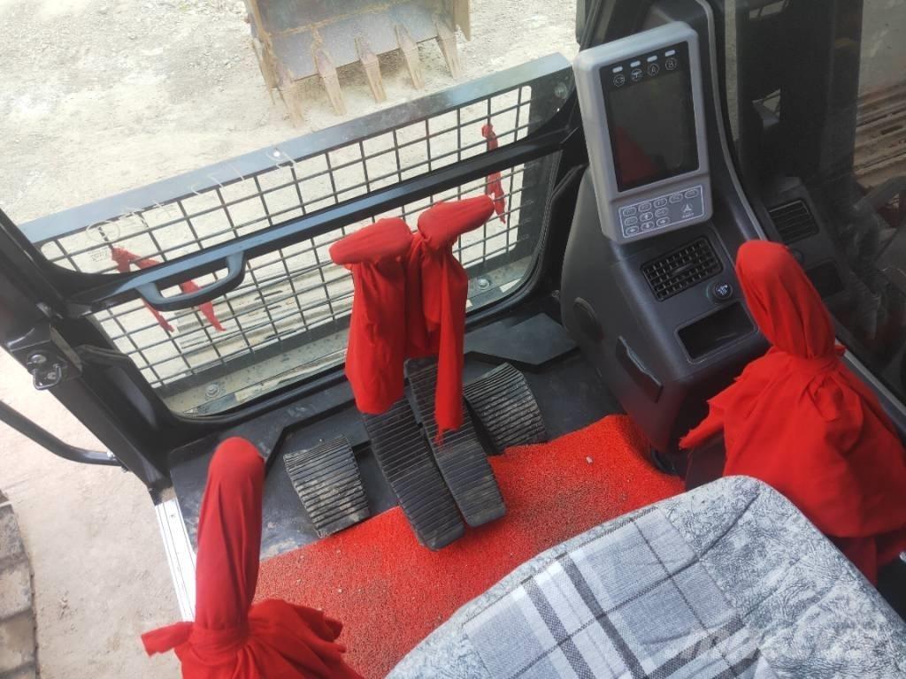 Sany SY215-9 Lánctalpas kotrók