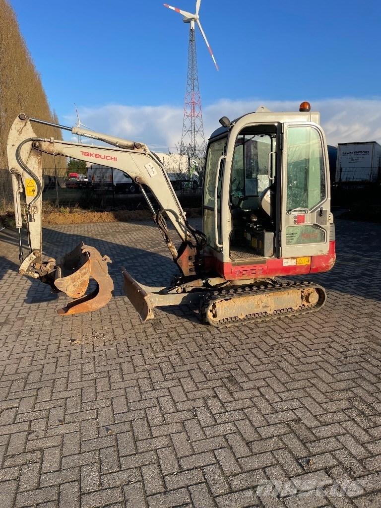 Takeuchi TB 219 Mini kotrók < 7t