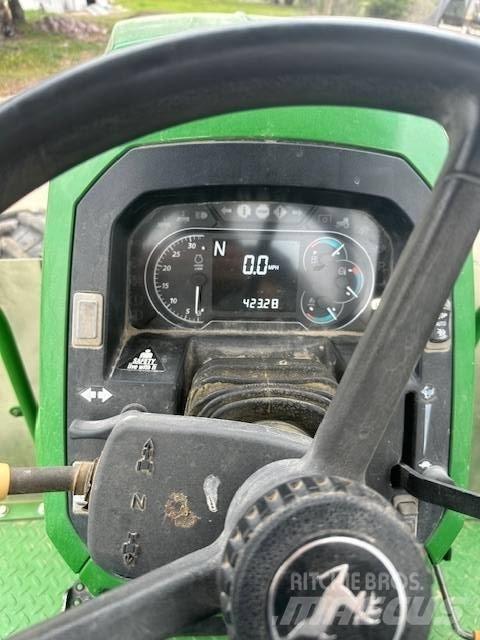 John Deere 6120 E Traktorok