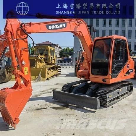 Doosan DH 80 Közepes (midi) kotrók 7 t - 12 t