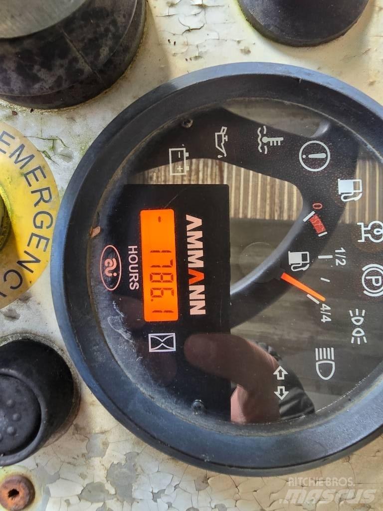 Ammann AV 40 Ikerdobos hengerek