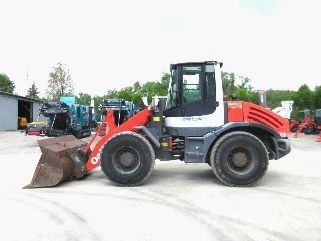 O&K L 15.5 Gumikerekes homlokrakodók