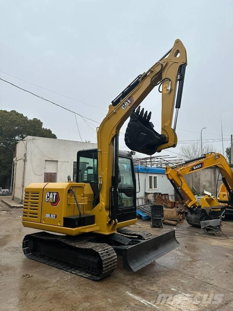 CAT 305.5 Mini kotrók < 7t