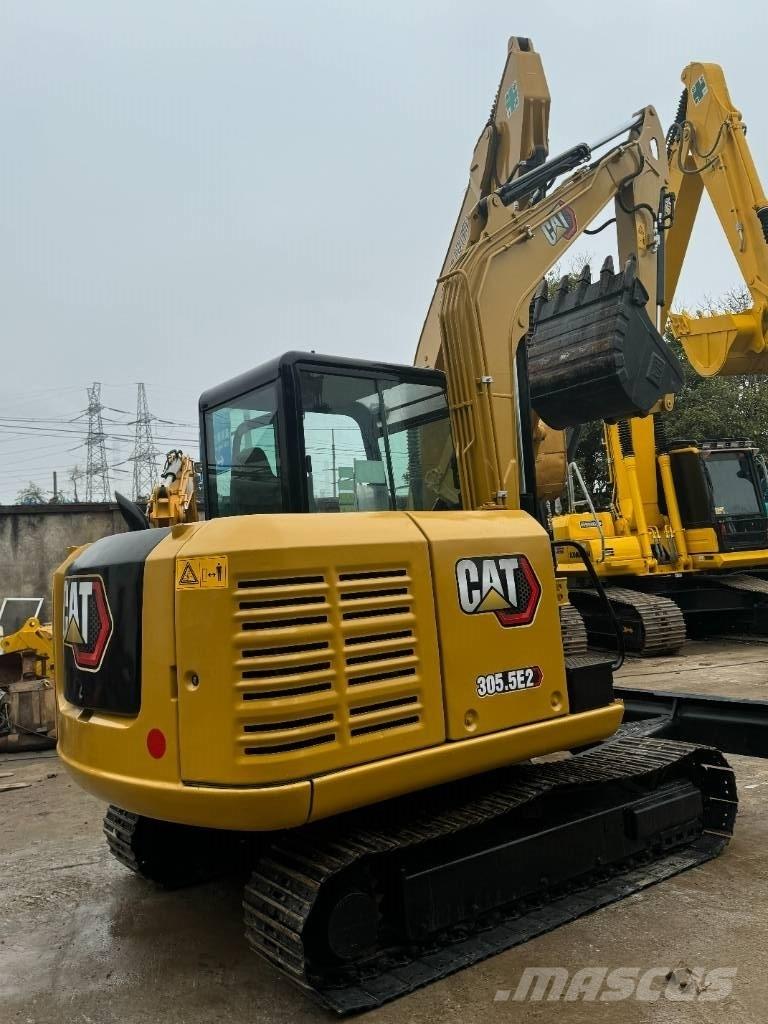 CAT 305.5 Mini kotrók < 7t