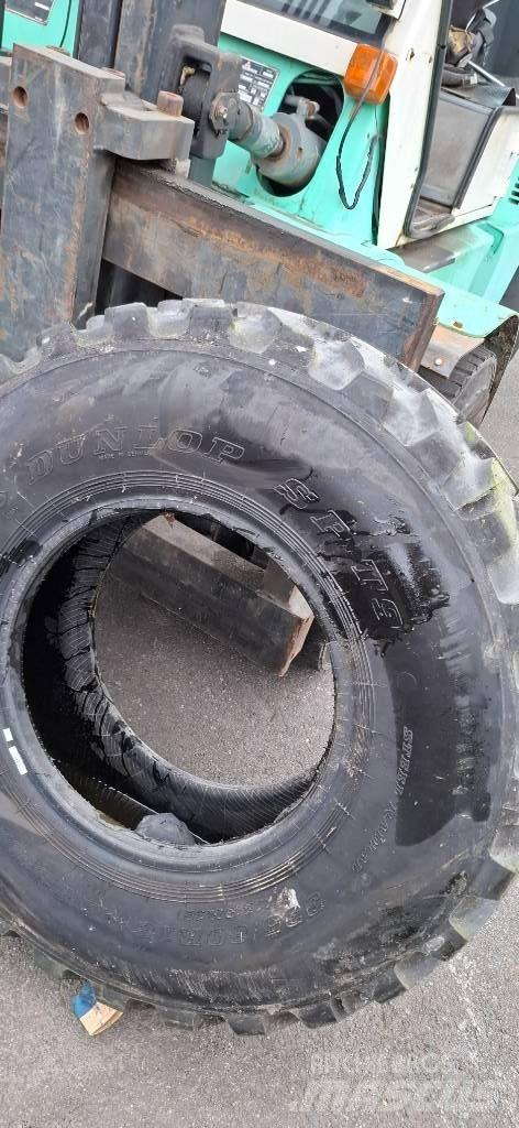 Dunlop 335/80R18 Gumiabroncsok, kerekek és felnik