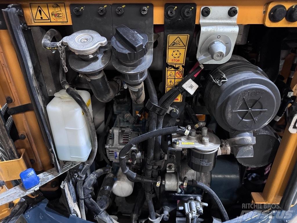 Hyundai R25Z-9 AK Mini kotrók < 7t