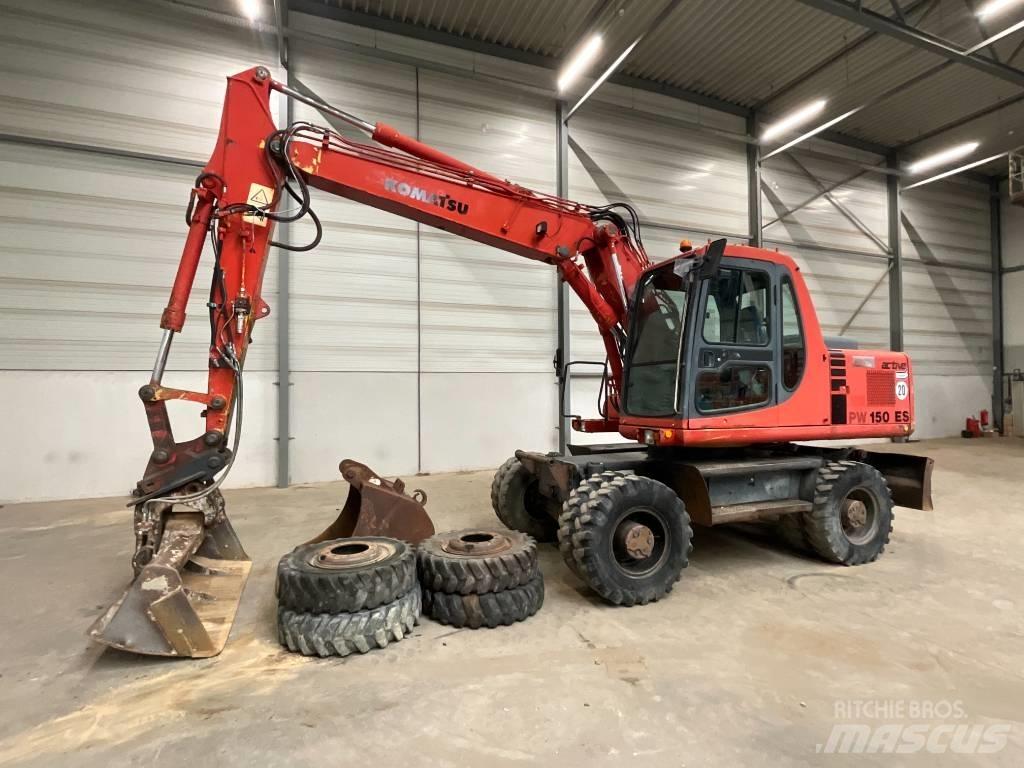 Komatsu PW 150ES-6K Gumikerekes kotrók