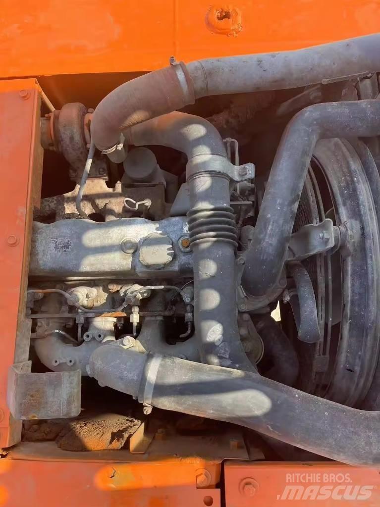 Hitachi ZX 120 Lánctalpas kotrók