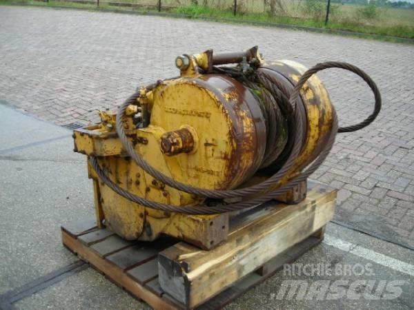 Komatsu D65E WINCH Egyéb alkatrészek