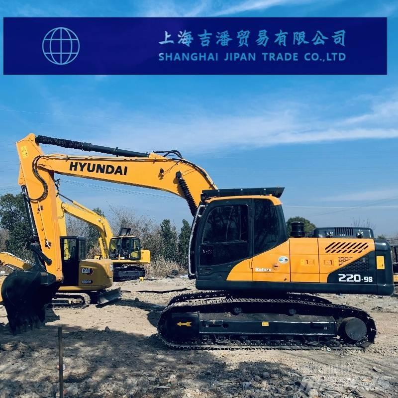 Hyundai R220 Lánctalpas kotrók