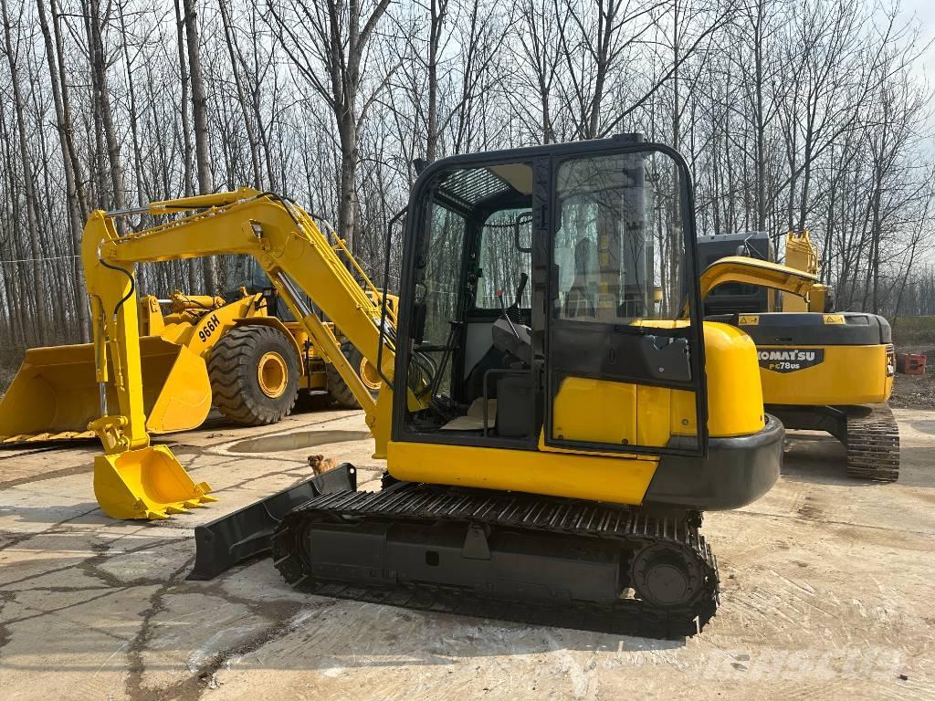 Komatsu PC56-7 Lánctalpas kotrók