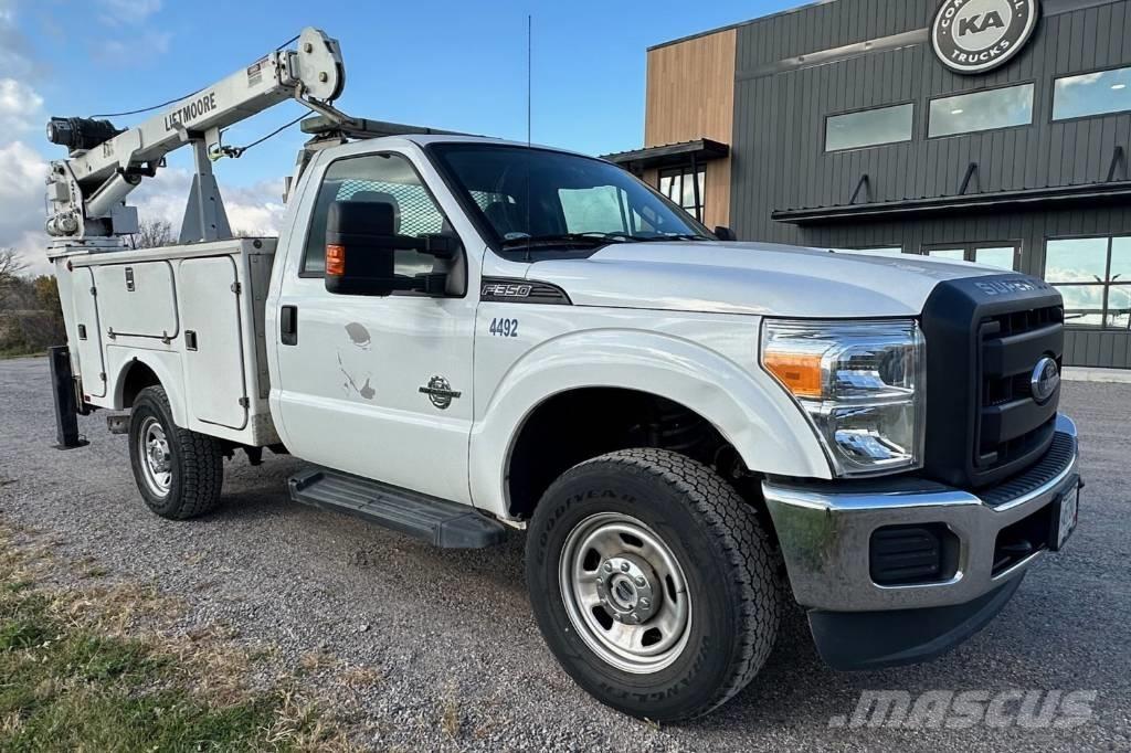 Ford F 350 XL SD Lánctalpas daruk