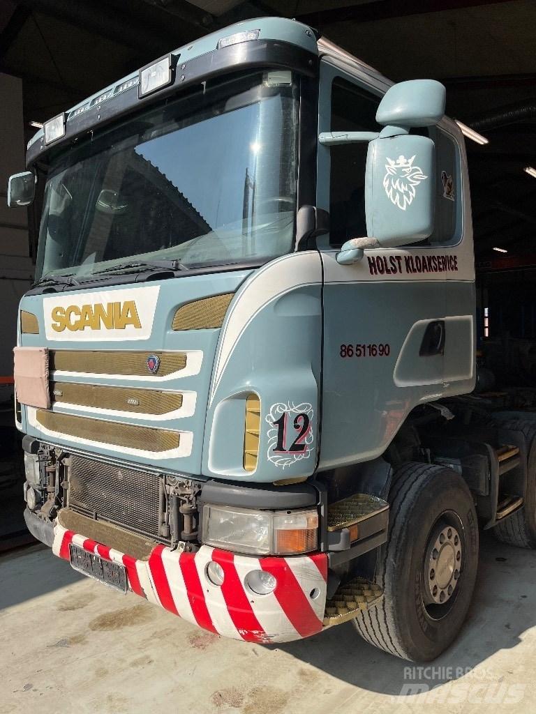 Scania CG16 Vezetőfülke és belső tartozékok