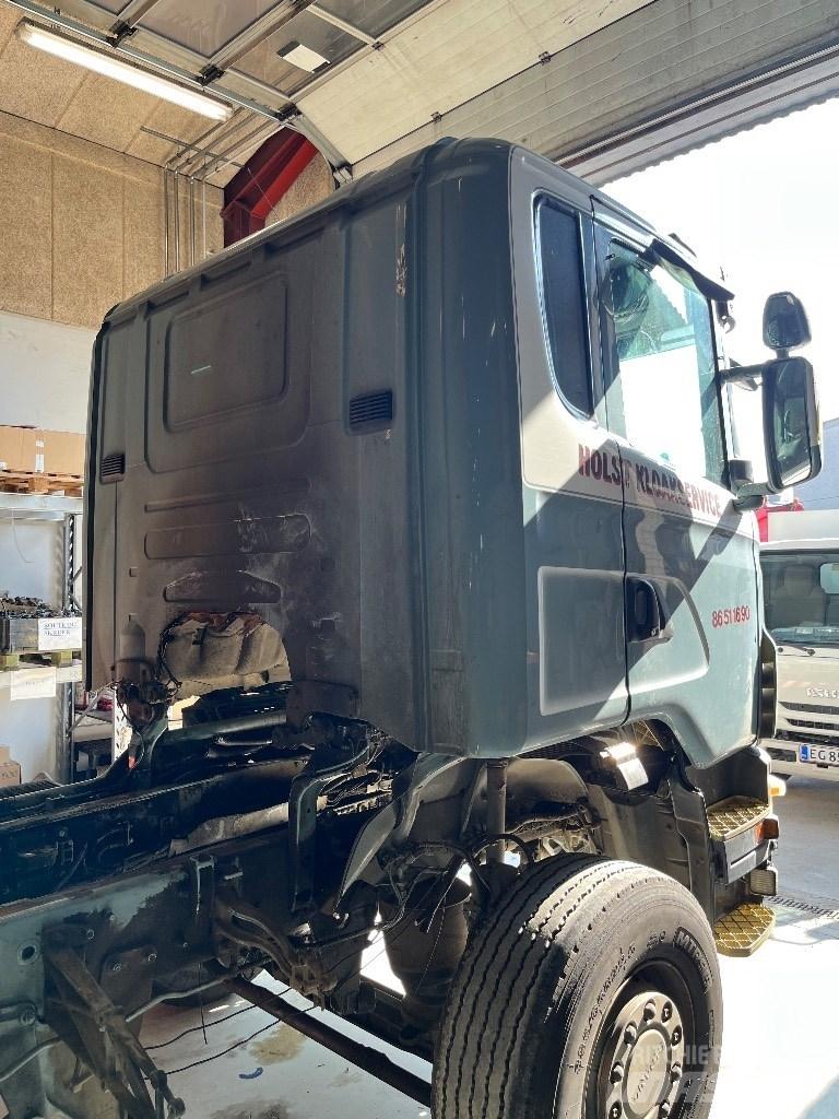 Scania CG16 Vezetőfülke és belső tartozékok