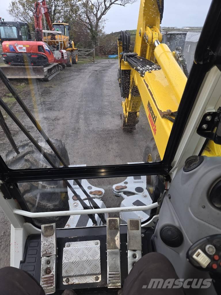 Menzi Muck M325 Speciális kotrók