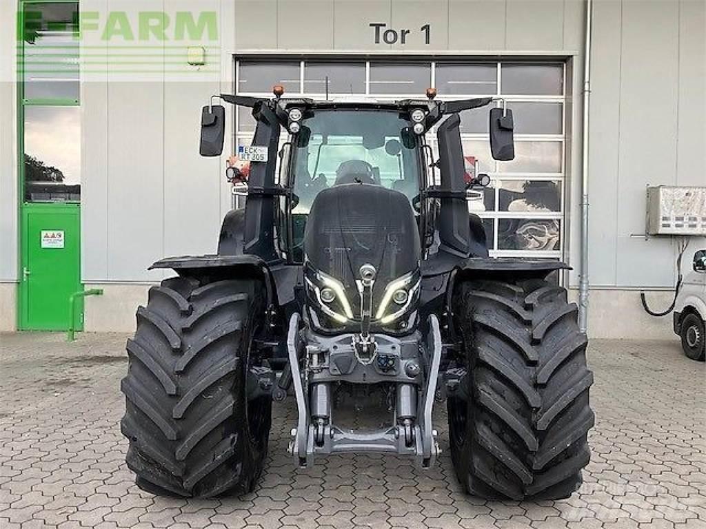 Valtra q305 Traktorok