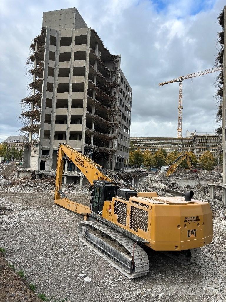 CAT 385 B UHD Bontásra használt kotrók