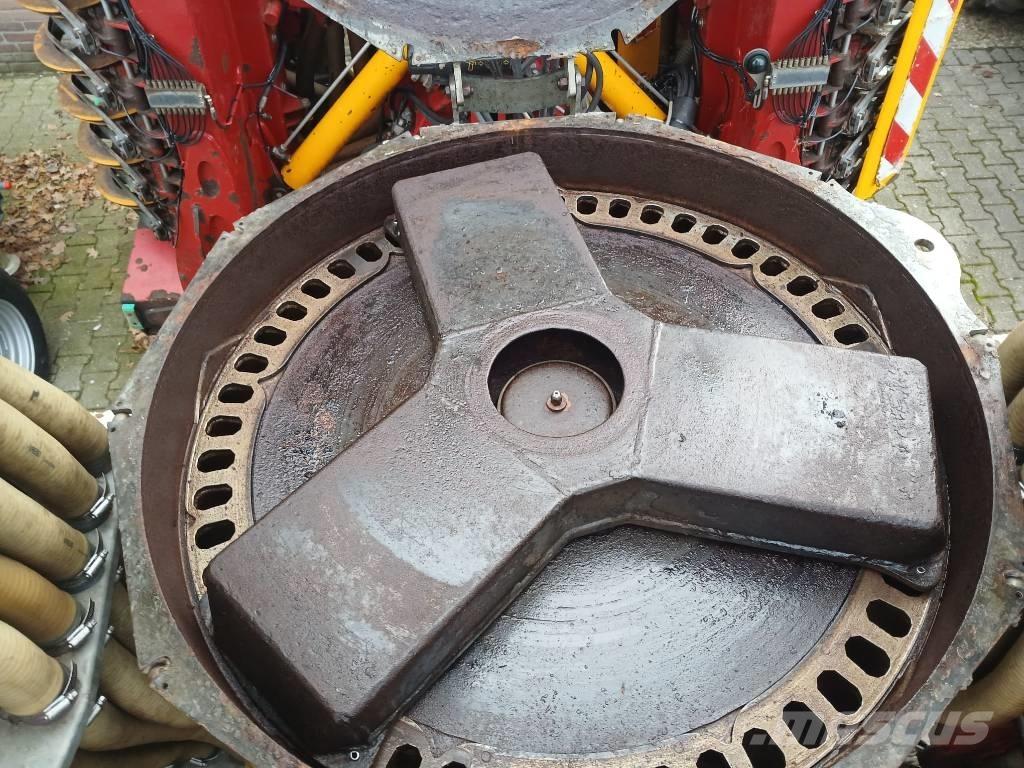 Vredo ZB3-9152 Trágyaszóró