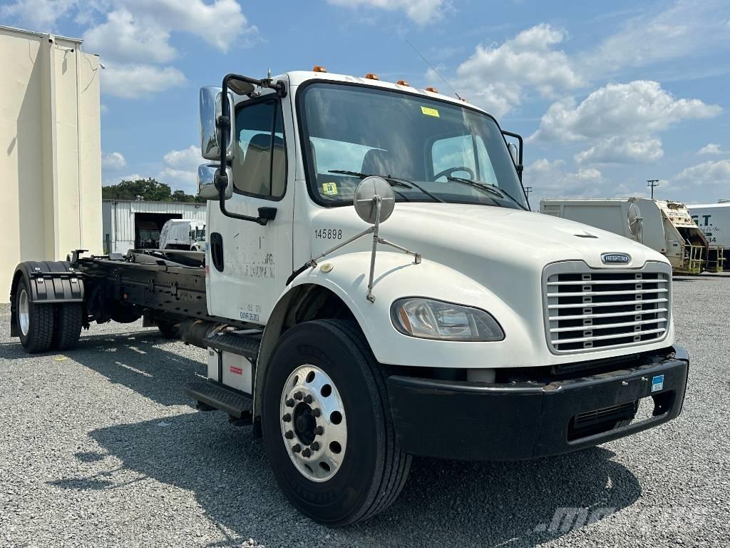 Freightliner M2 Hulladék szállítók
