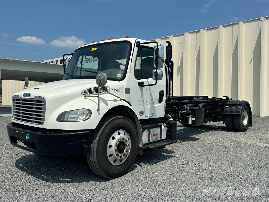 Freightliner M2 Hulladék szállítók