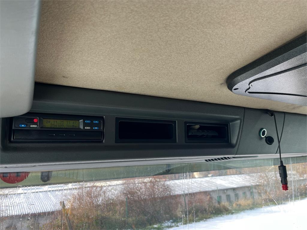 Scania P 380 8X4 Fülkés alváz