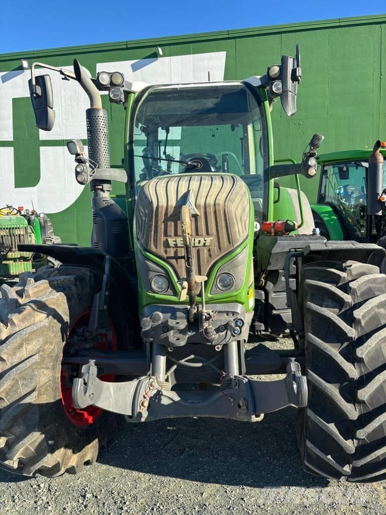 Fendt 512 Power Plus Traktorok