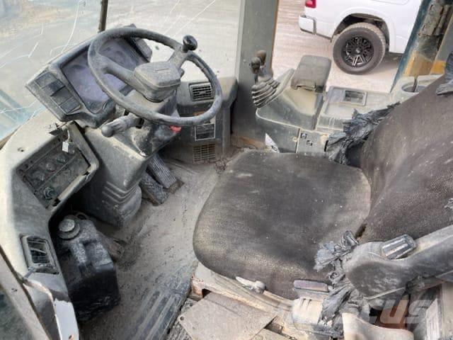 Kawasaki 70 Z V Gumikerekes homlokrakodók