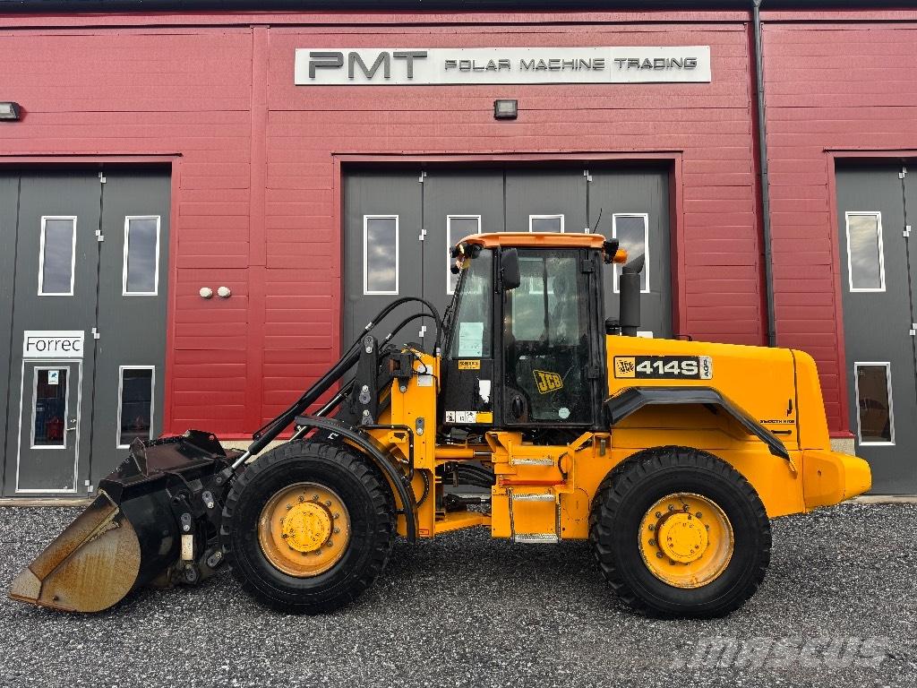 JCB 414 S  4153h 8,9t Gumikerekes homlokrakodók