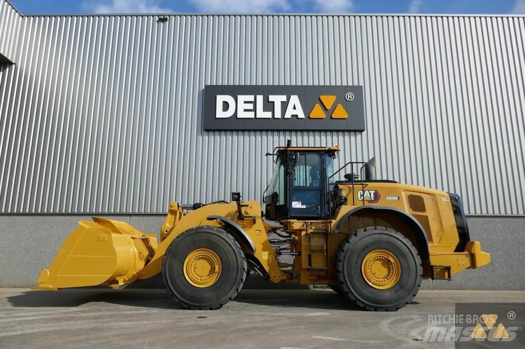 CAT 980M Gumikerekes homlokrakodók