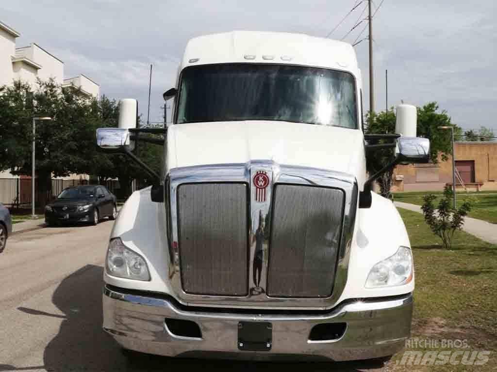 Kenworth T 680 Nyergesvontatók