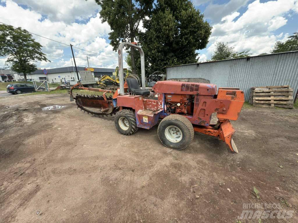 Ditch Witch 3500 Árokásók